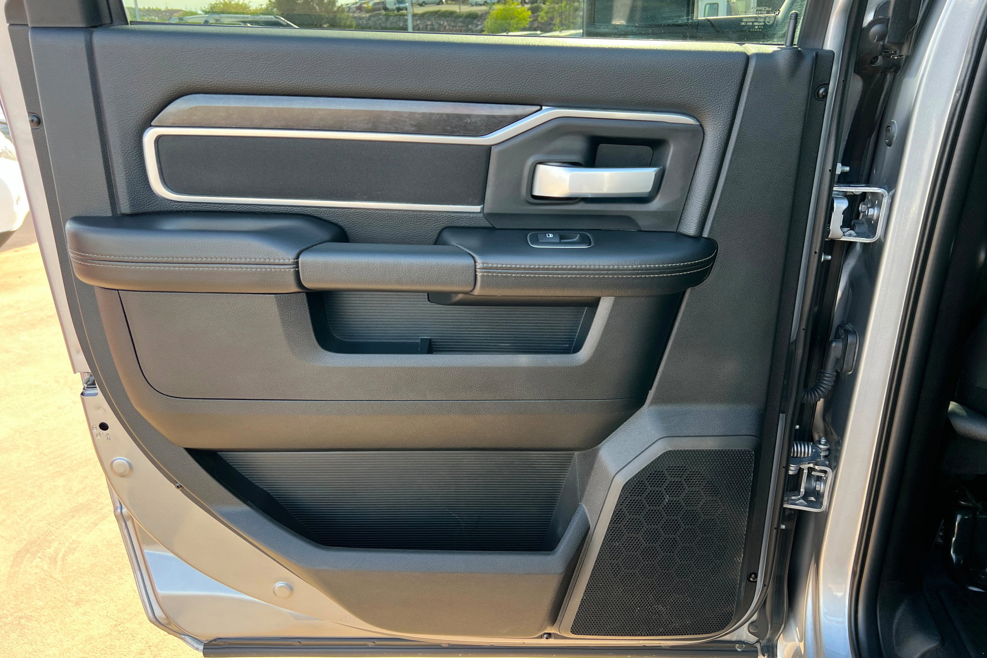 Used 2024 RAM 2500 Big Horn image 18