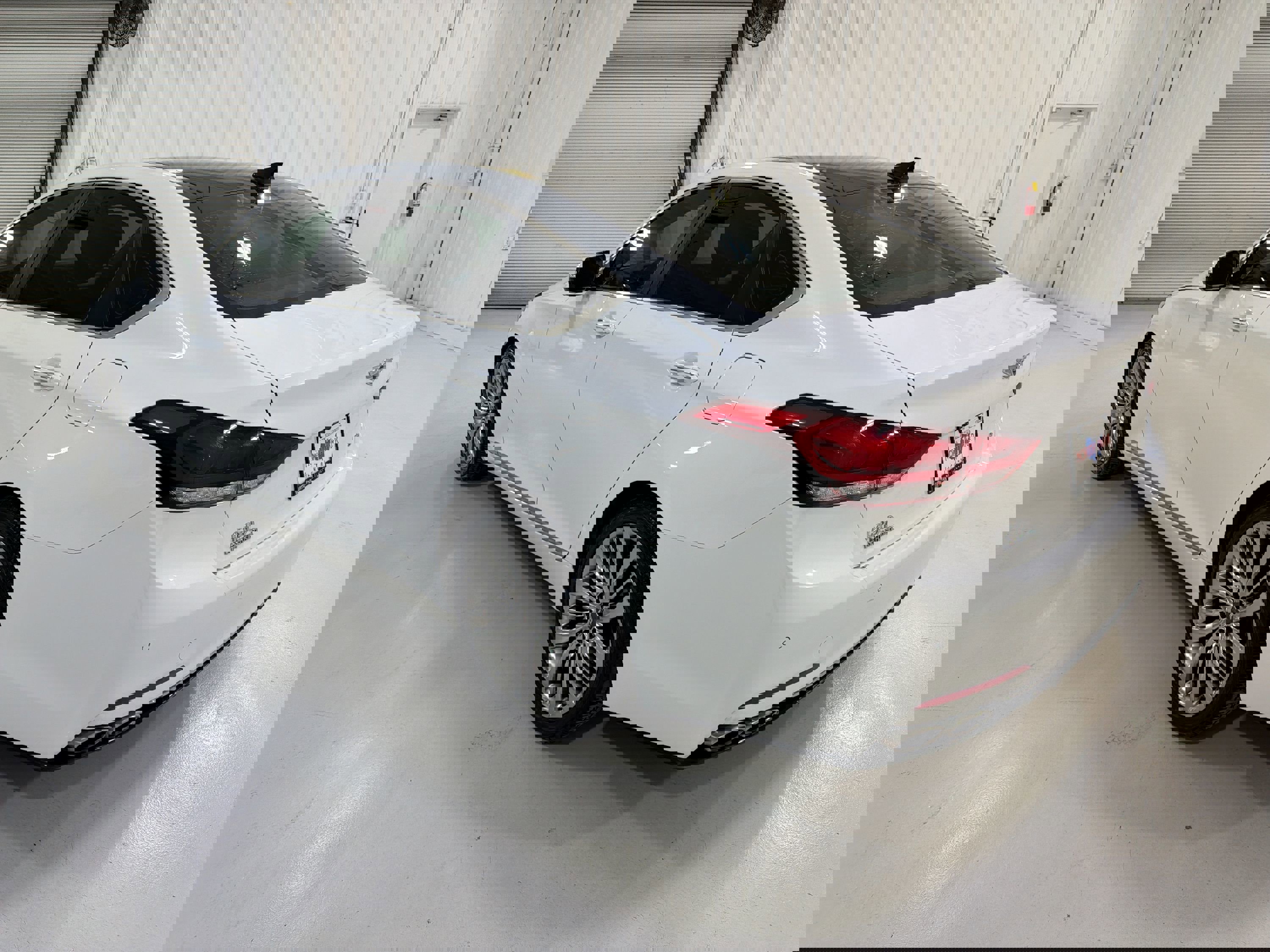 Used 2020 Genesis G80 5.0 Ultimate image 26