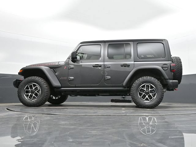 Used 2024 Jeep Wrangler Unlimited Rubicon w/ Technology Group AWD/4WD image 44