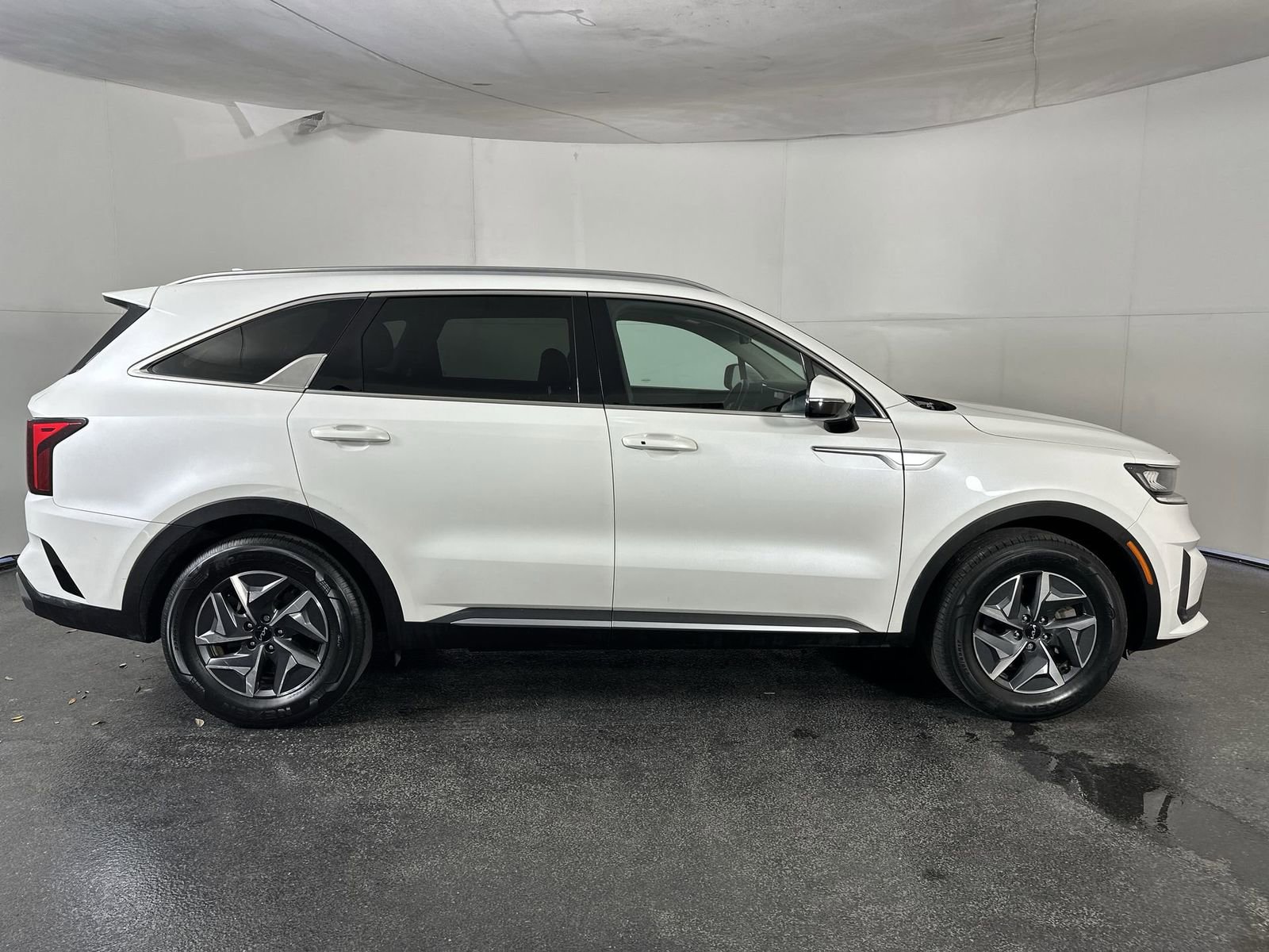 Used 2022 Kia Sorento S image 9