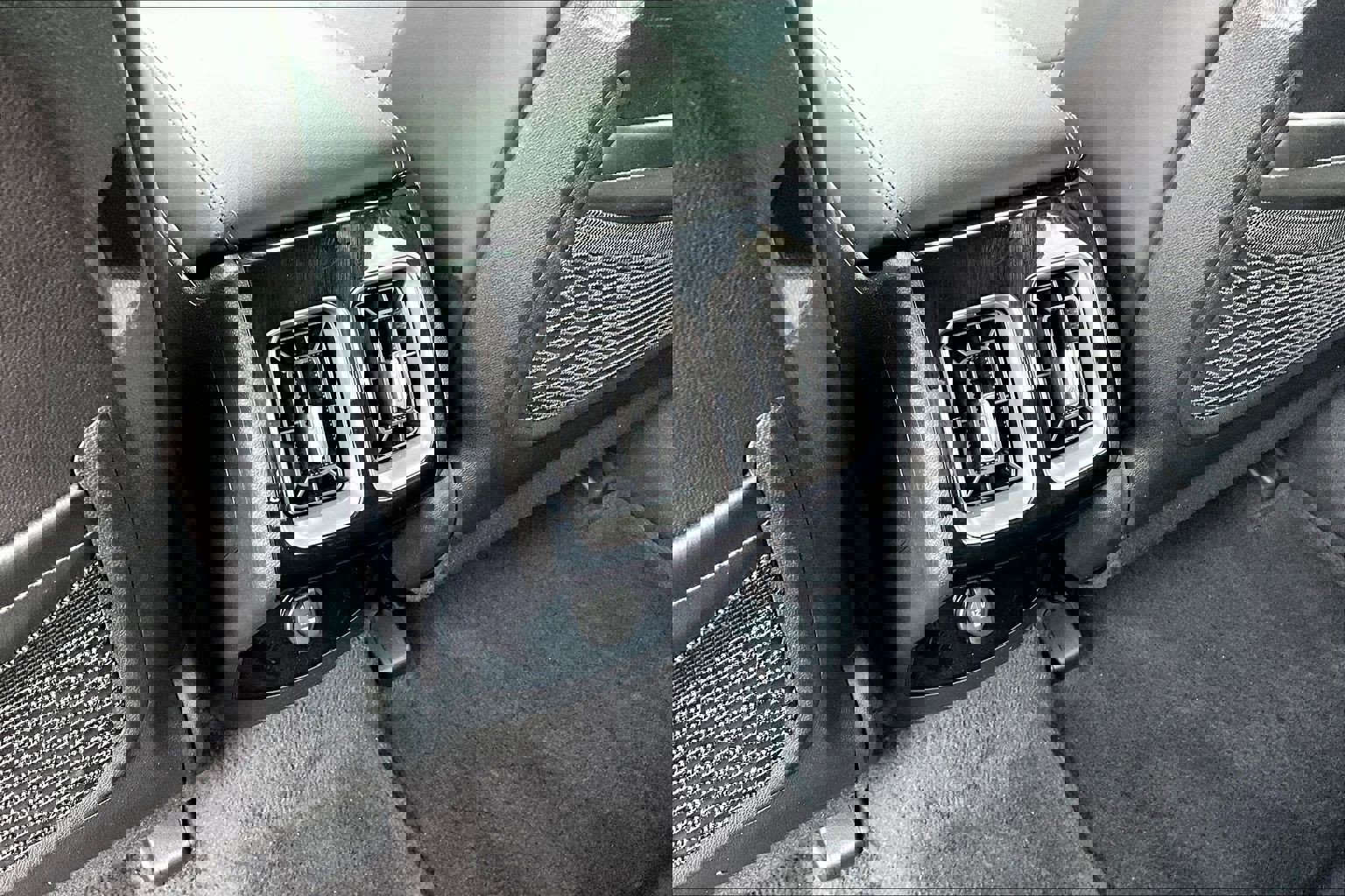 Certified 2024 Kia Sorento SX AWD/4WD image 10