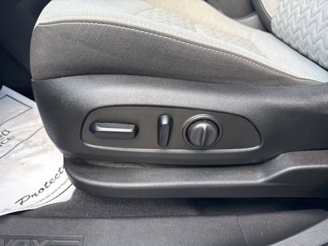 Used 2022 Chevrolet Equinox LT image 16