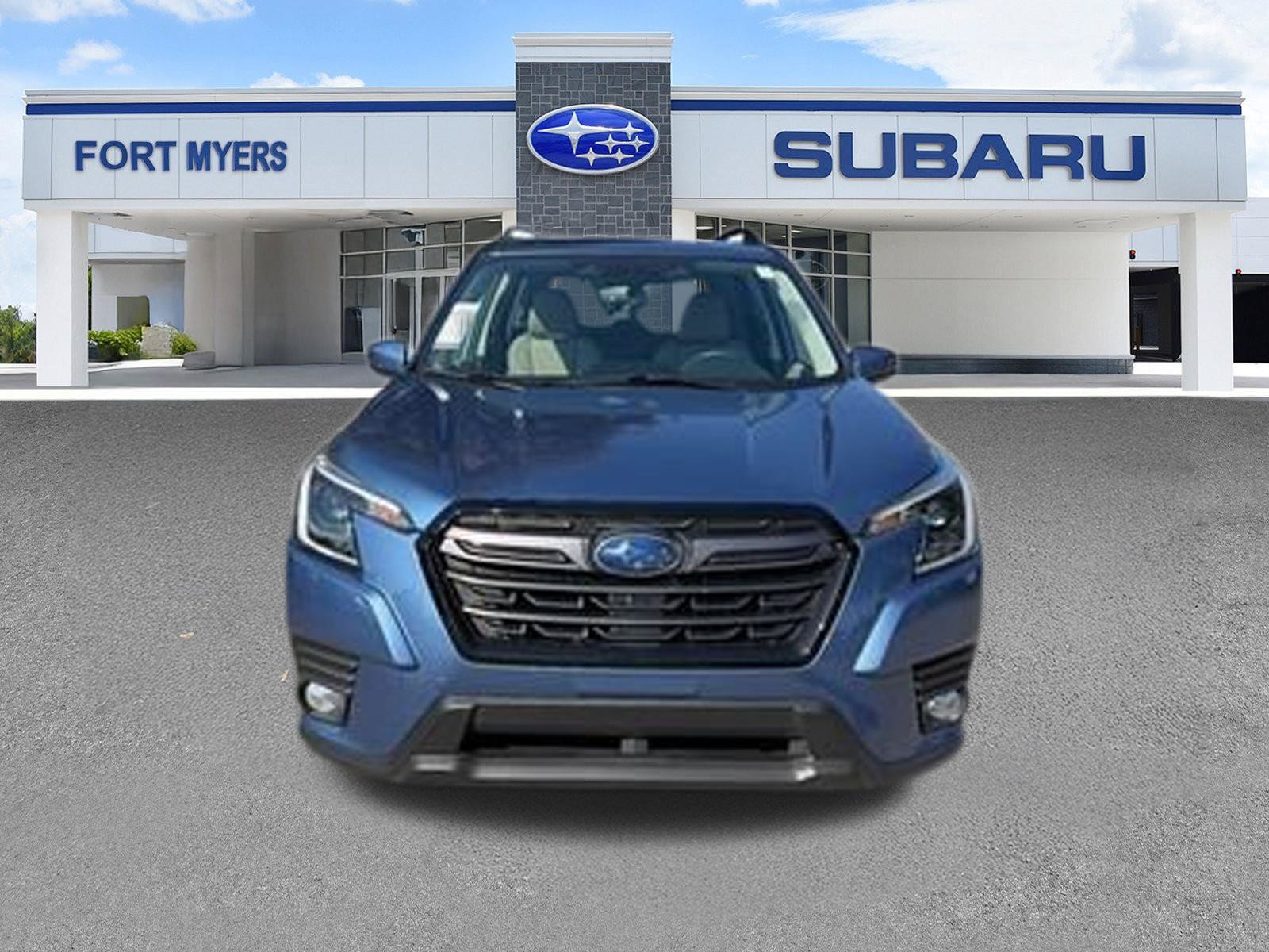 Used 2023 Subaru Forester Limited AWD/4WD image 2