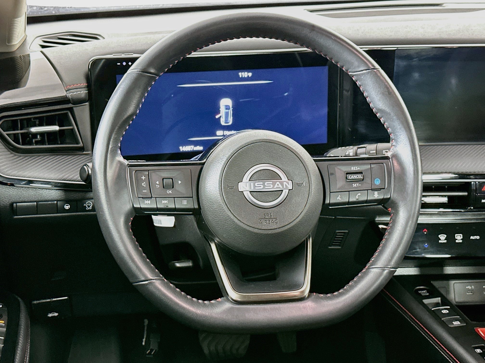 Used 2025 Nissan Kicks SR FWD image 17