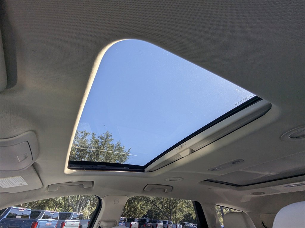 Used 2023 Buick Enclave Essence w/ Experience Buick Package image 22