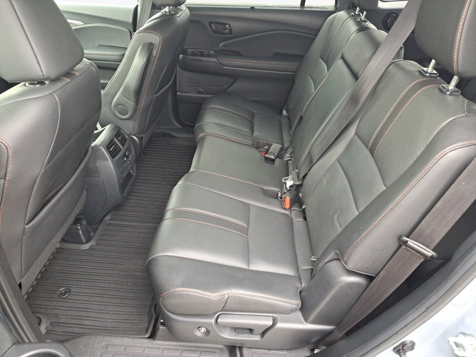 Used 2022 Honda Pilot TrailSport image 15