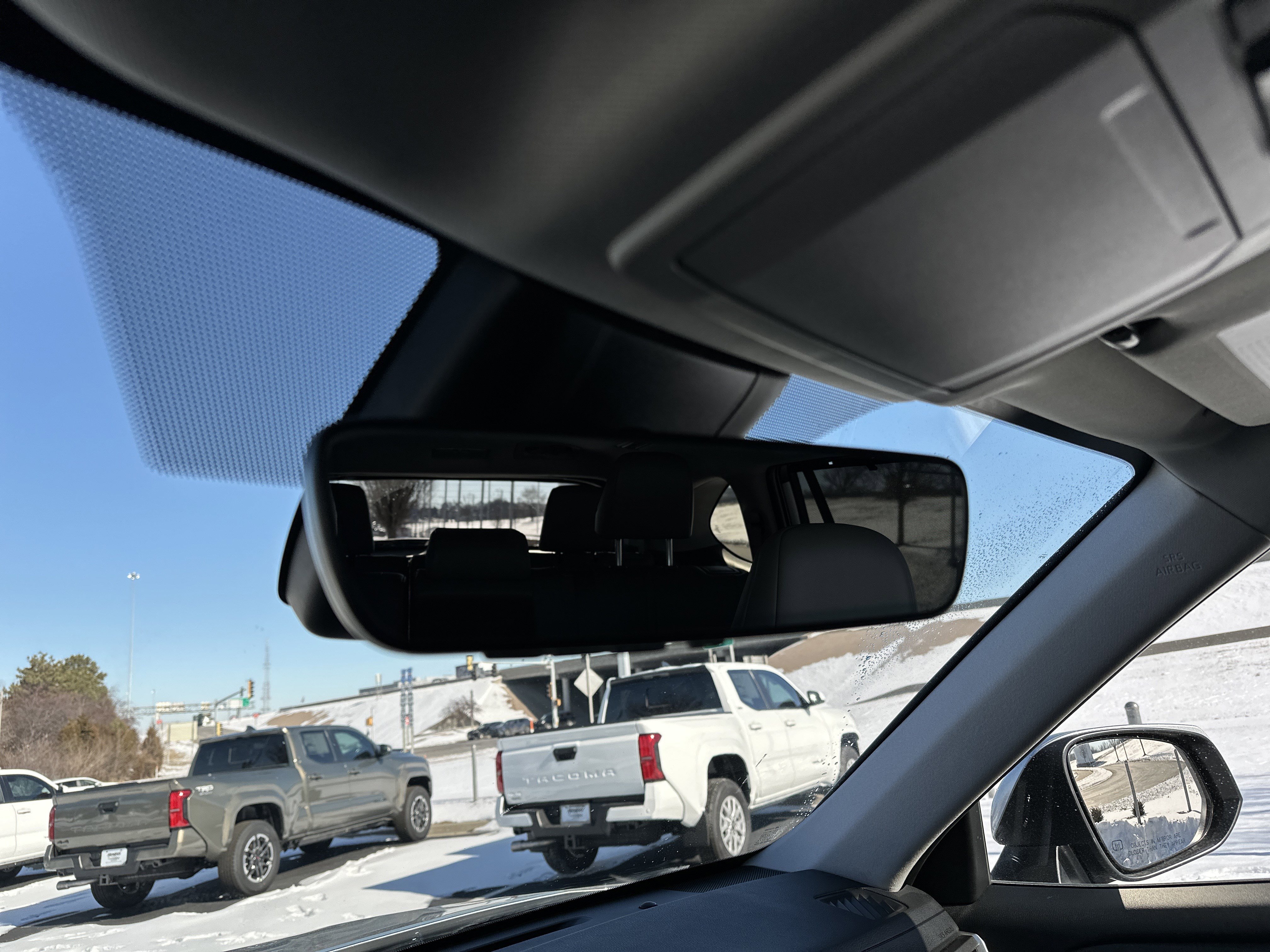 Used 2022 Toyota Highlander XLE image 26