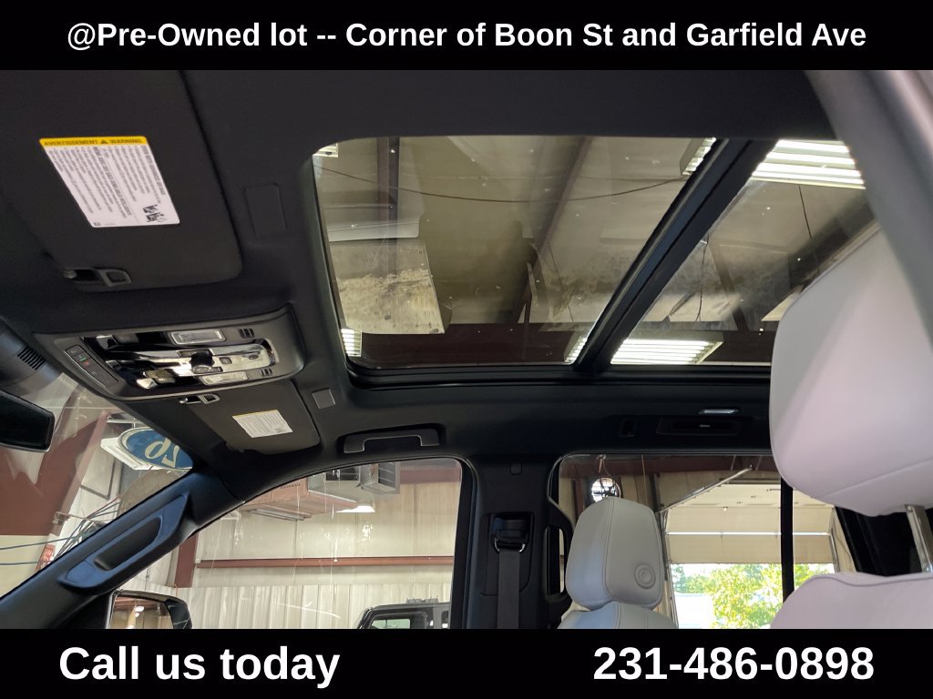 Used 2026 Chevrolet Tahoe Premier w/ Sun And Tow Package AWD/4WD image 13