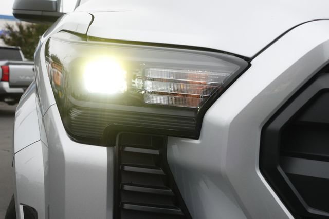 New 2025 Toyota Tacoma SR5 image 4