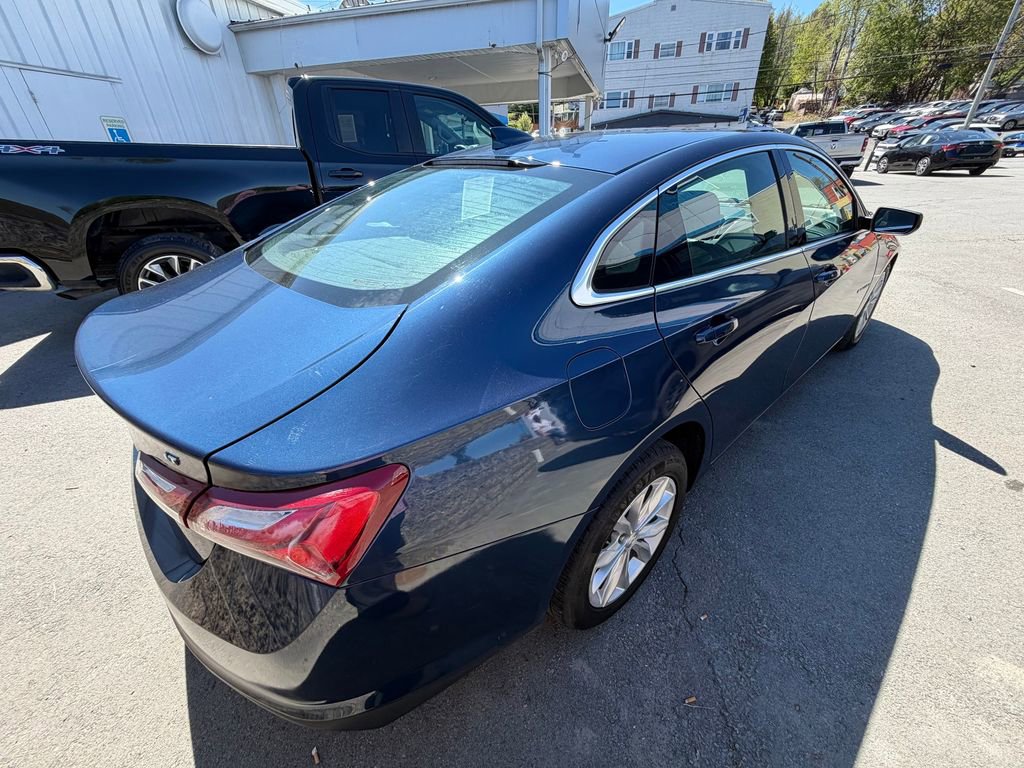 Used 2022 Chevrolet Malibu LT FWD image 5