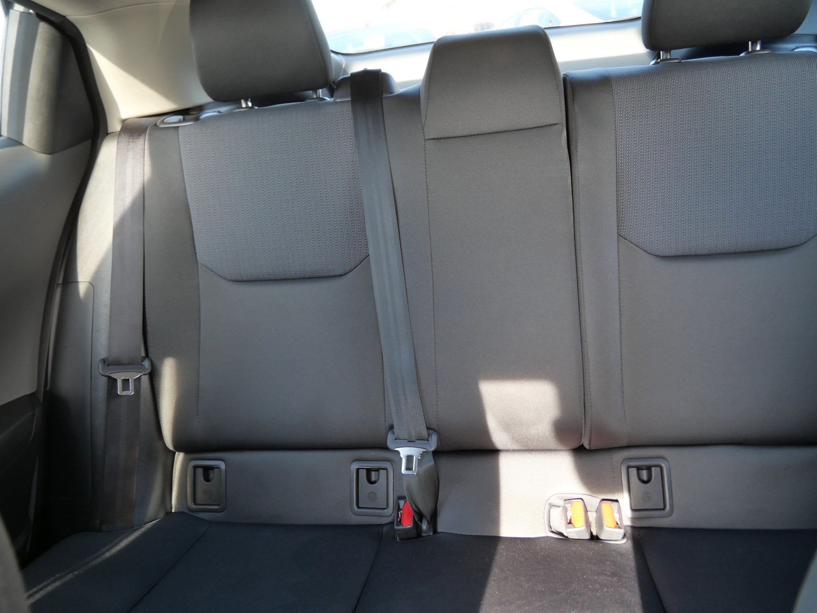 Used 2024 Toyota Prius LE FWD image 13