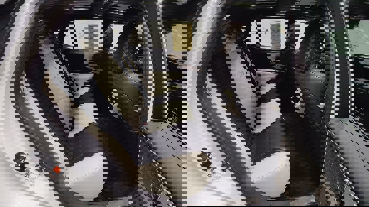 Used 2022 Lexus LS 500 F Sport w/ Accessory Package (Z1) image 19