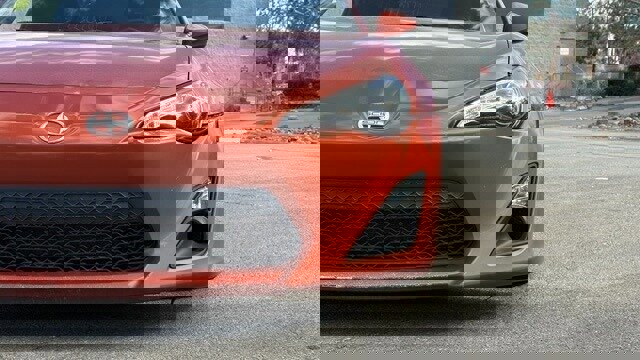 Used 2013 Scion FR-S image 3