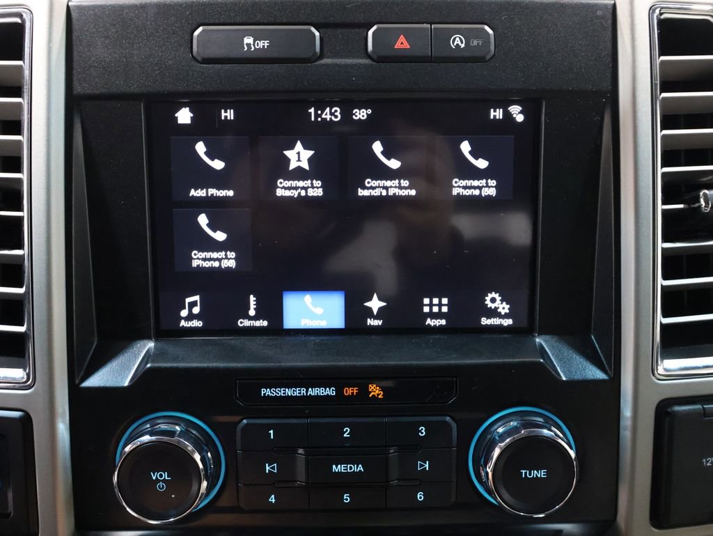 Used 2016 Ford F150 Lariat image 31