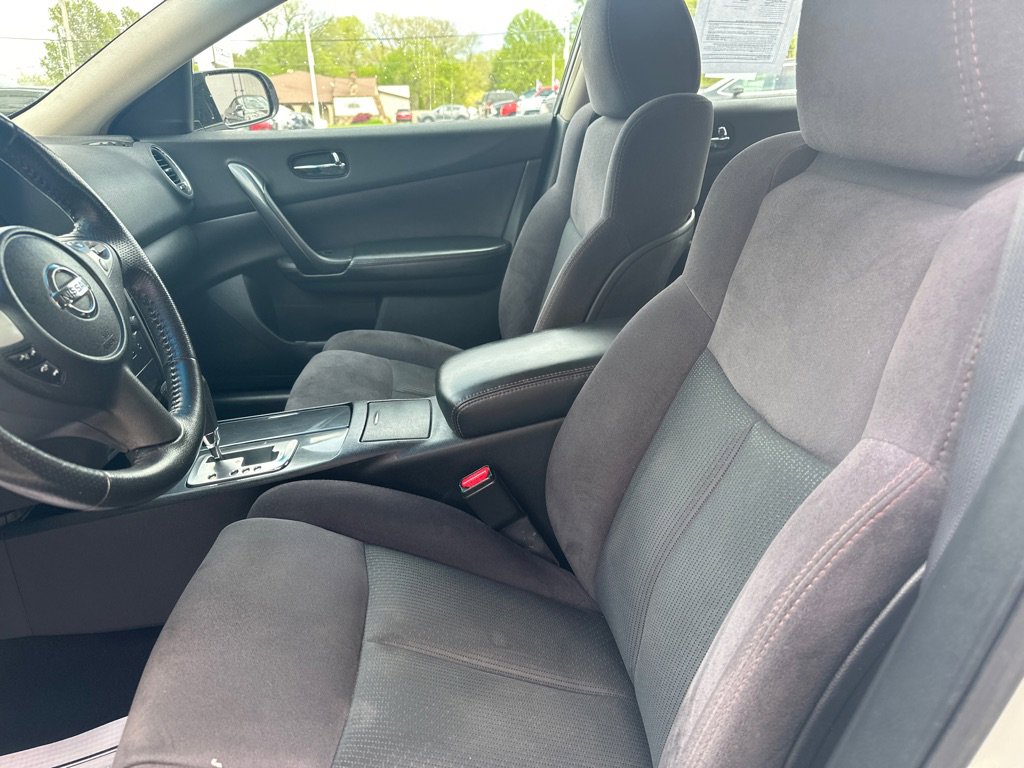 Used 2013 Nissan Maxima 3.5 S image 2