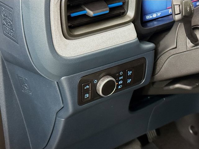 New 2025 Ford Maverick XLT image 10