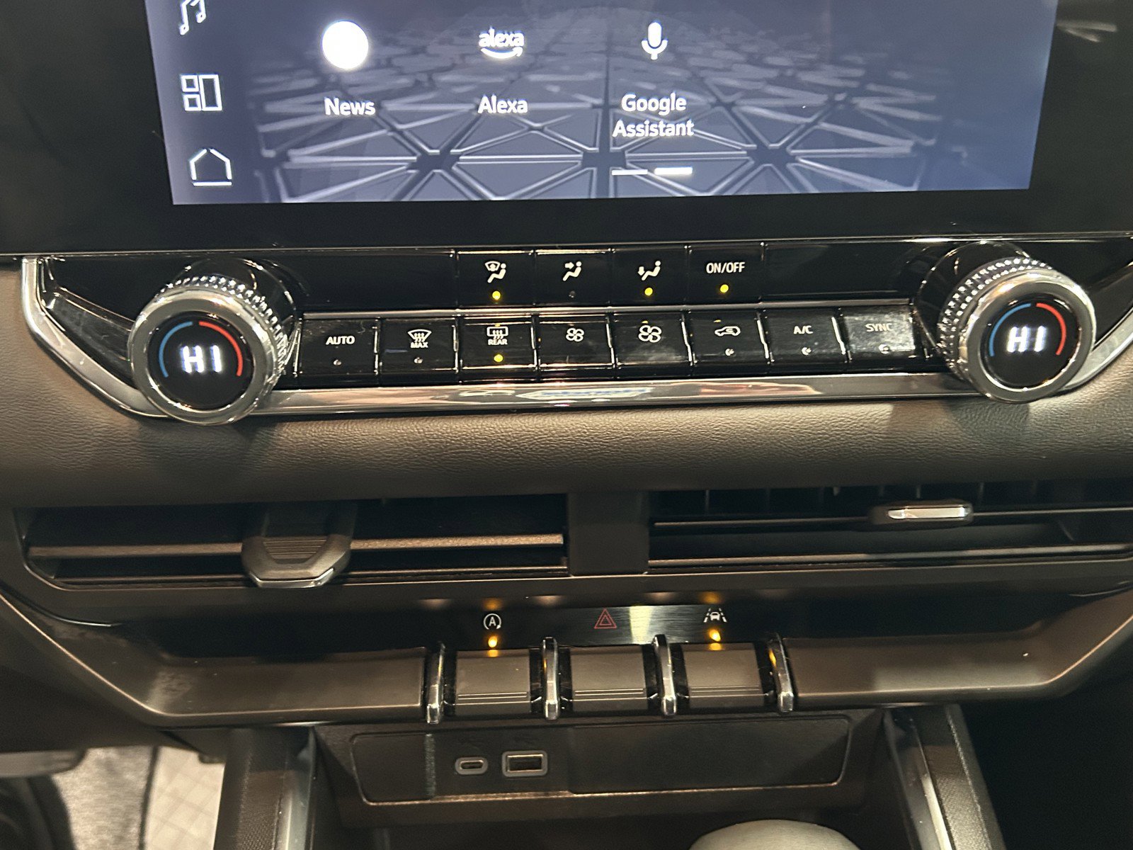 Used 2023 GMC Canyon Elevation w/ Convenience Package image 28