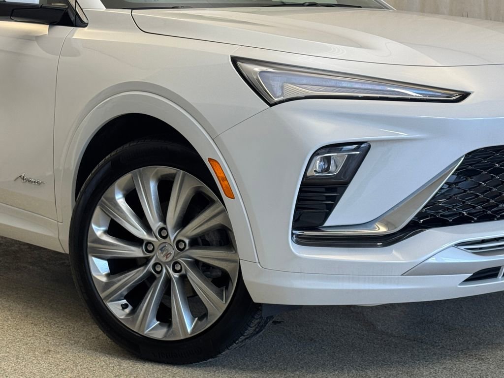 Certified 2024 Buick Envista Avenir FWD image 3