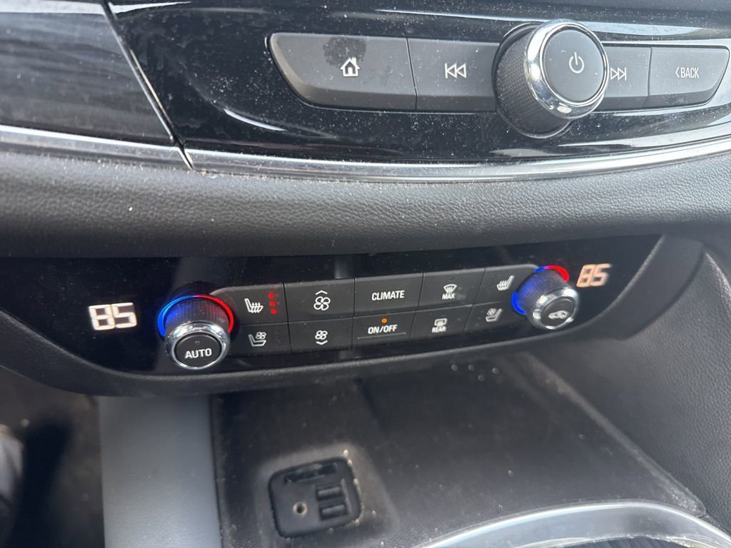 Used 2020 Buick Enclave Premium image 20