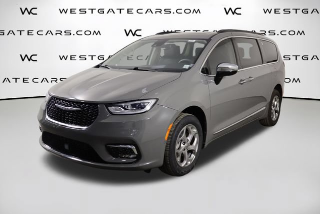 Used 2023 Chrysler Pacifica Limited w/ Uconnect Theater Family Group AWD/4WD image 1