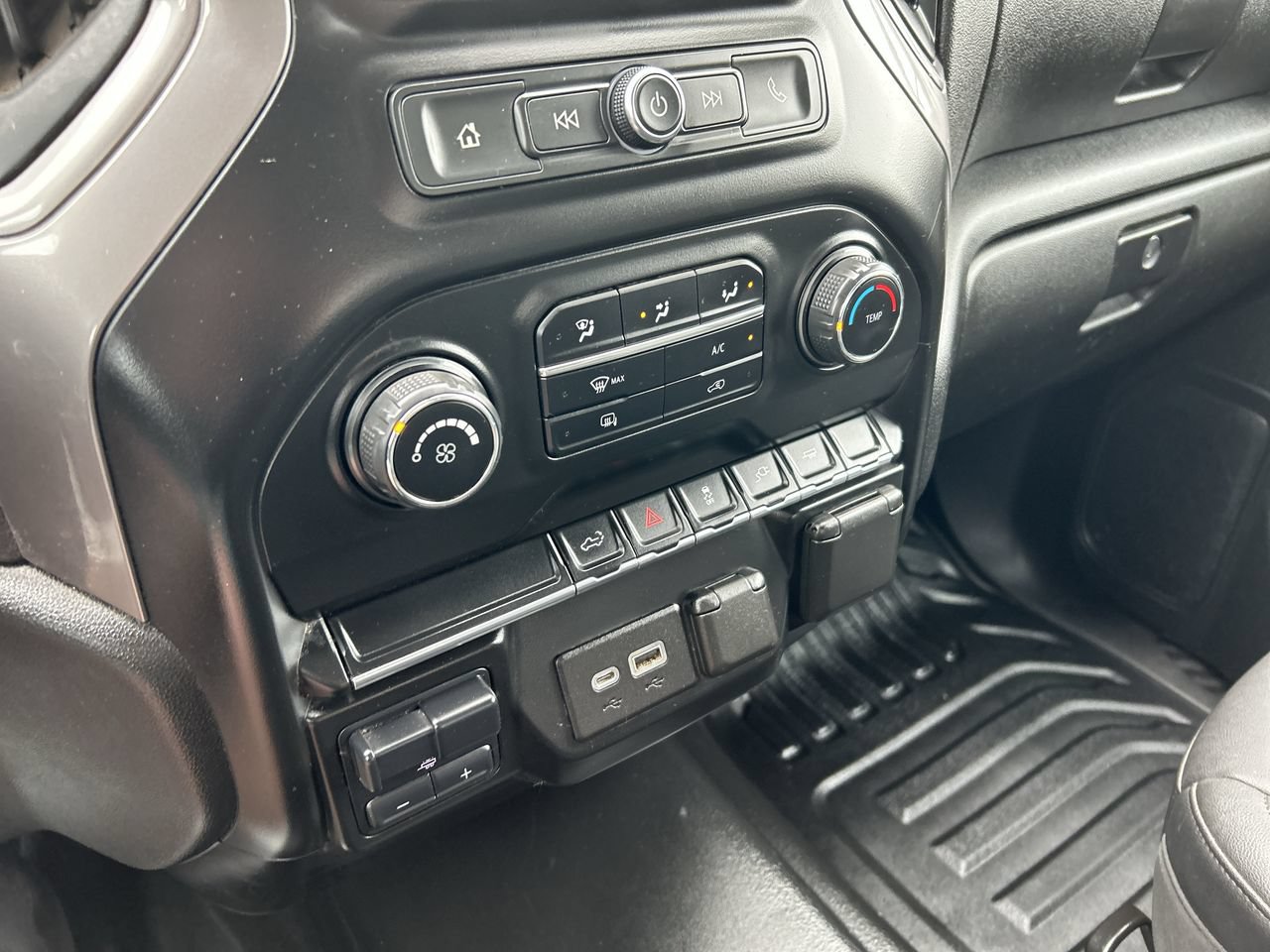 Used 2021 Chevrolet Silverado 2500 W/T w/ WT Fleet Convenience Package RWD image 28
