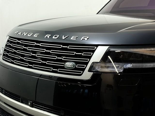 Certified 2023 Land Rover Range Rover SE image 12