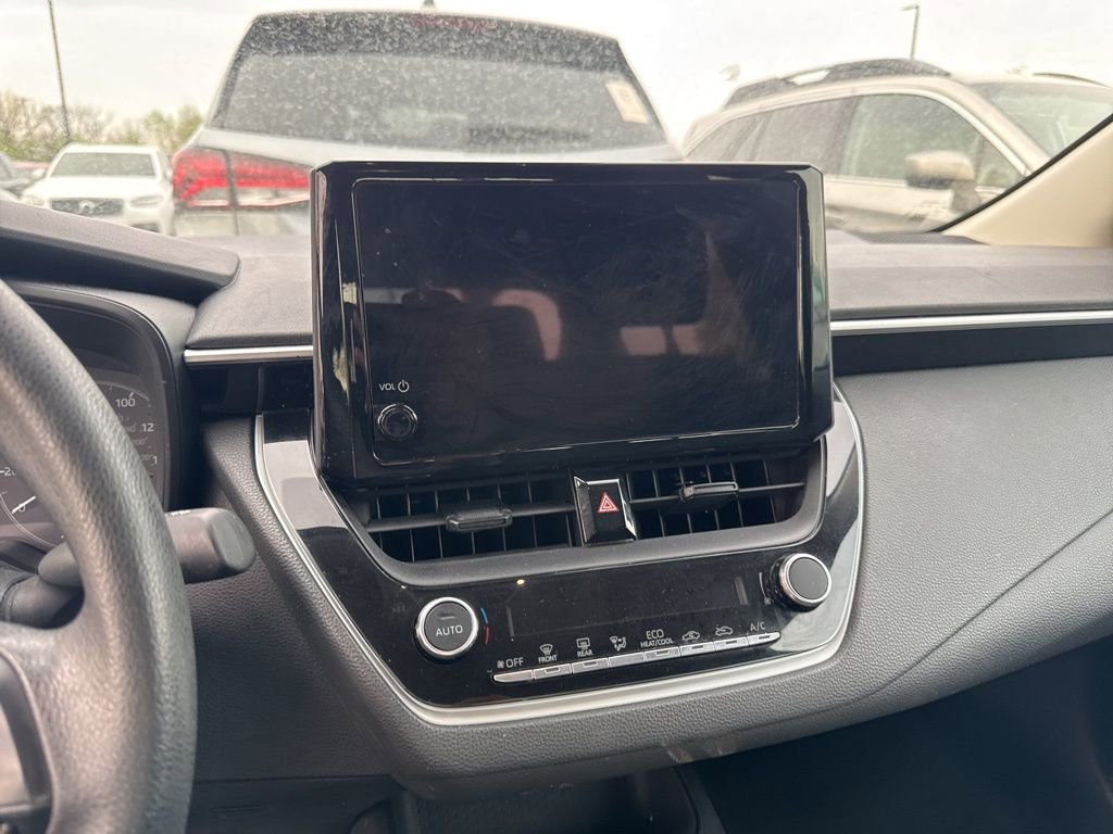 Used 2023 Toyota Corolla LE image 8