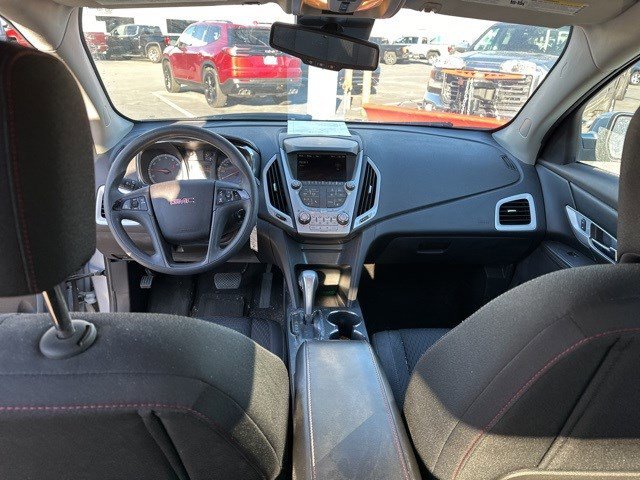 Used 2015 GMC Terrain SLE image 12