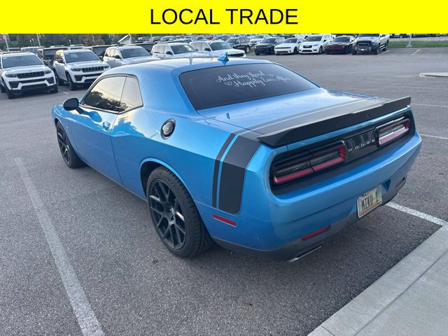 Used 2015 Dodge Challenger R/T Scat Pack w/ Leather Interior Group RWD image 4