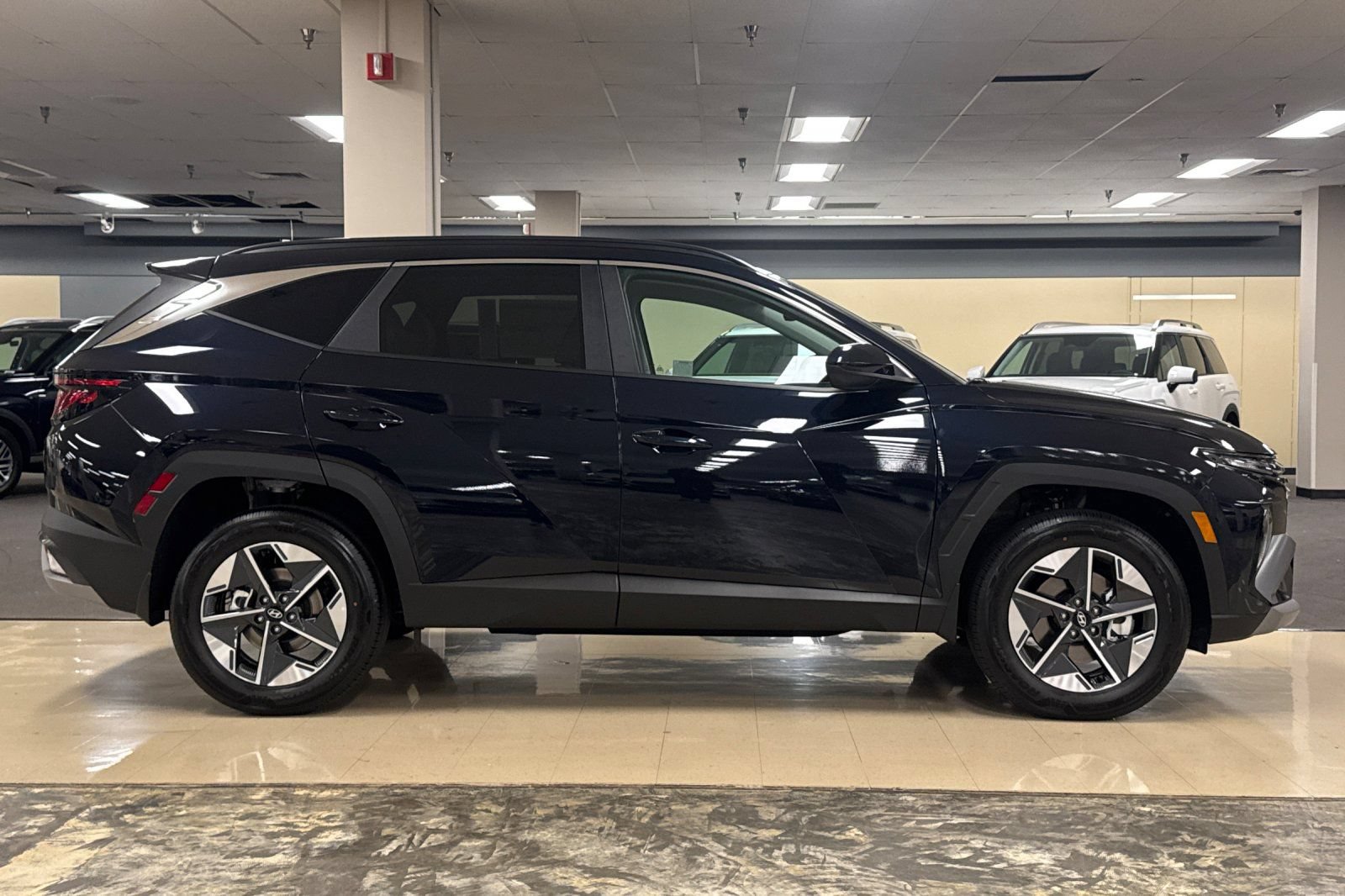 New 2026 Hyundai Tucson SEL AWD/4WD image 3