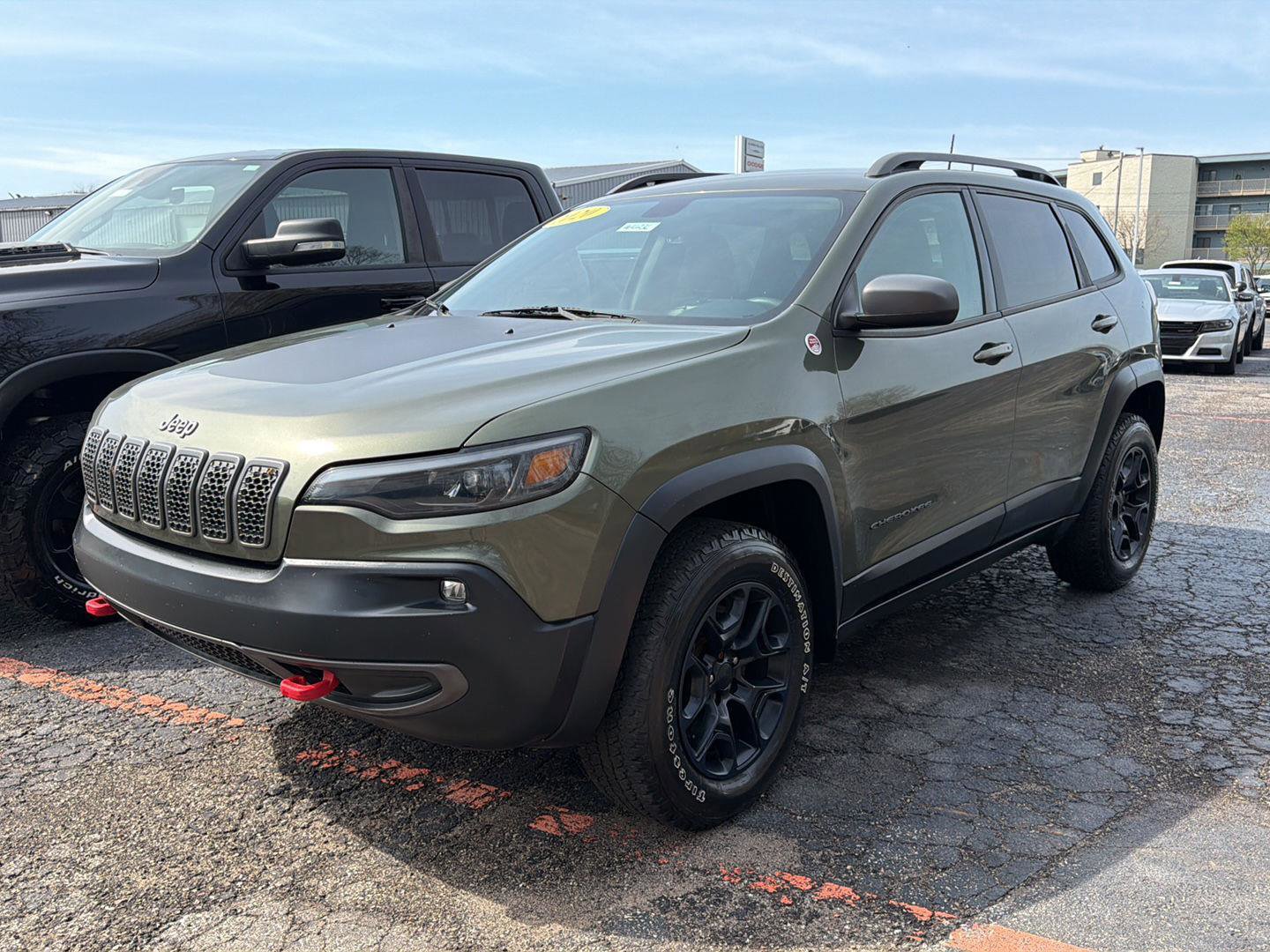 Used 2020 Jeep Cherokee Trailhawk w/ Comfort & Convenience Group image 1