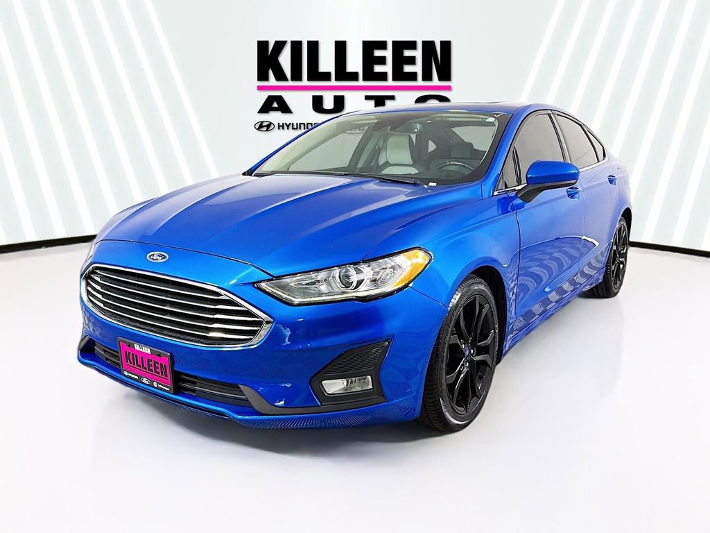 Used 2020 Ford Fusion SE w/ Equipment Group 151A image 3