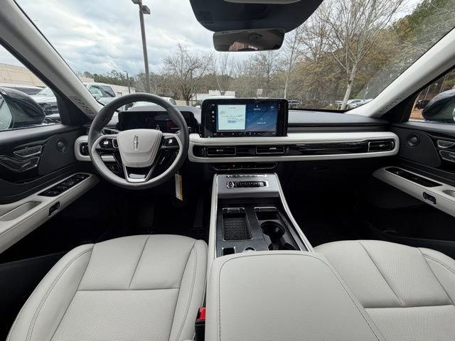 New 2026 Lincoln Aviator 2WD image 11