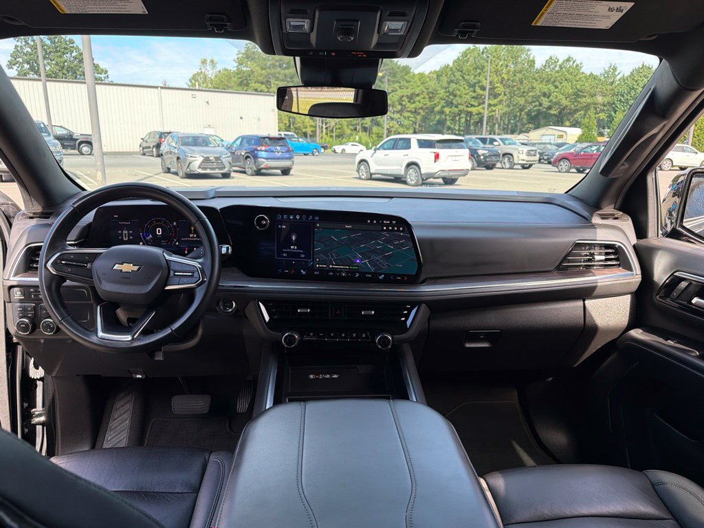 Used 2025 Chevrolet Tahoe LT AWD/4WD image 8