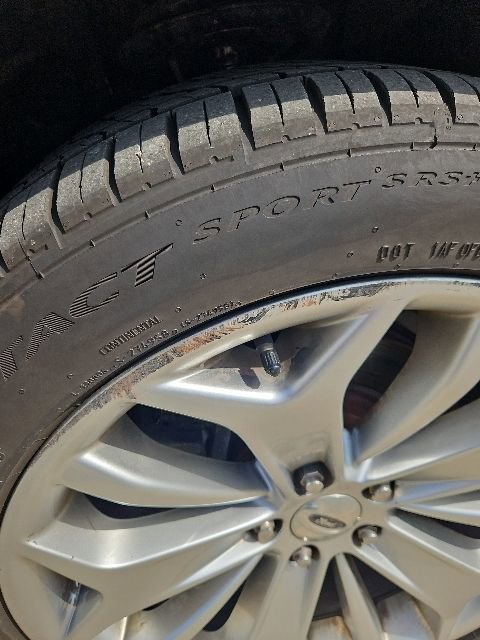 Used 2013 Ford Taurus Limited FWD image 12