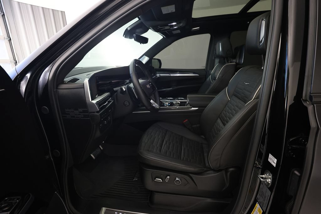 Used 2025 Cadillac Escalade V w/ LPO, Floor Liner Package AWD/4WD image 16
