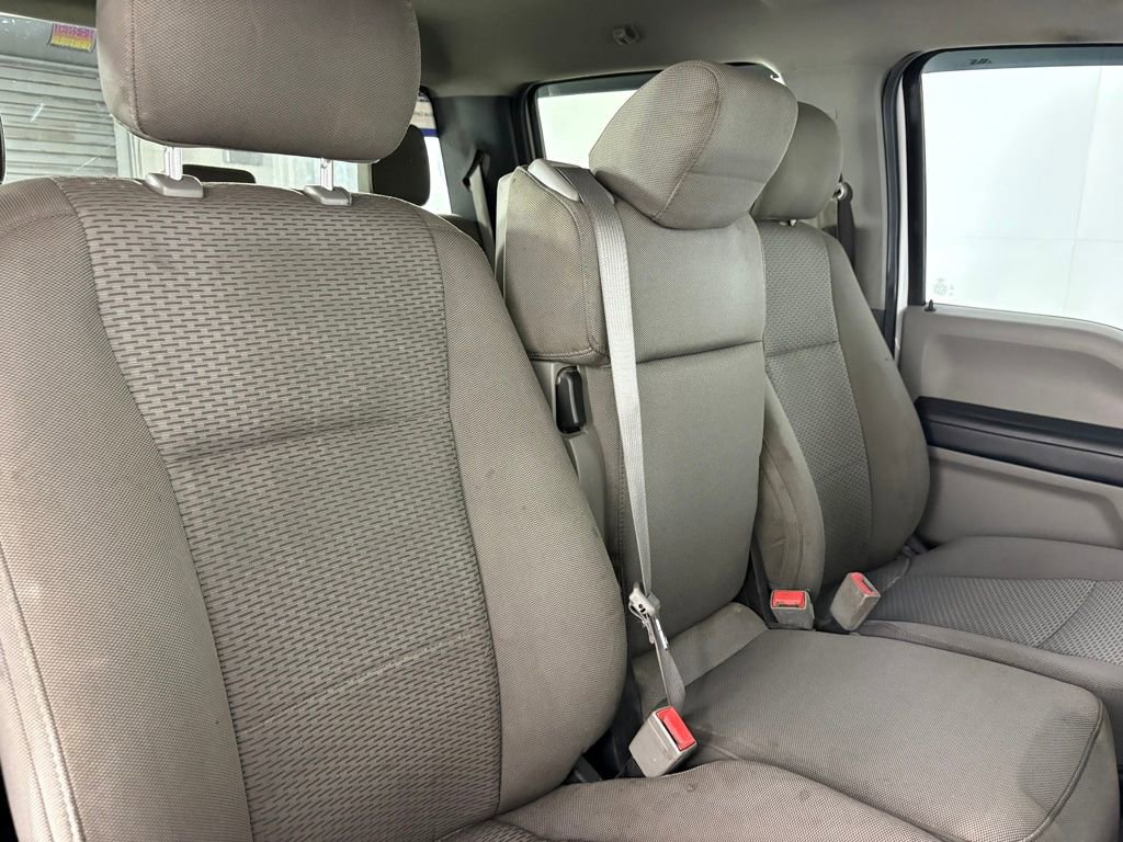 Certified 2019 Ford F250 XLT w/ Snow Plow Prep Package image 35