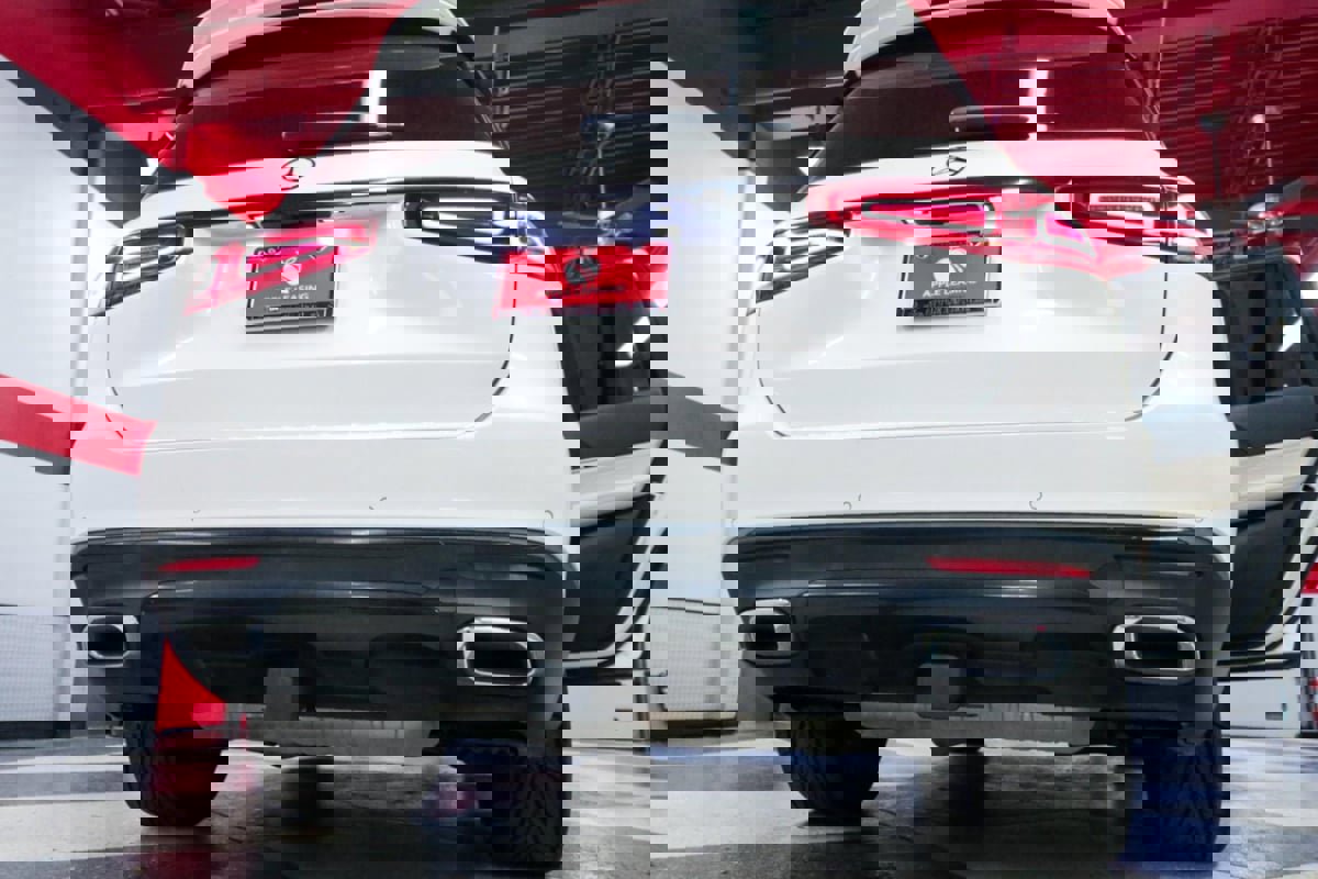 Used 2023 Mercedes-Benz GLS 450 4MATIC image 34