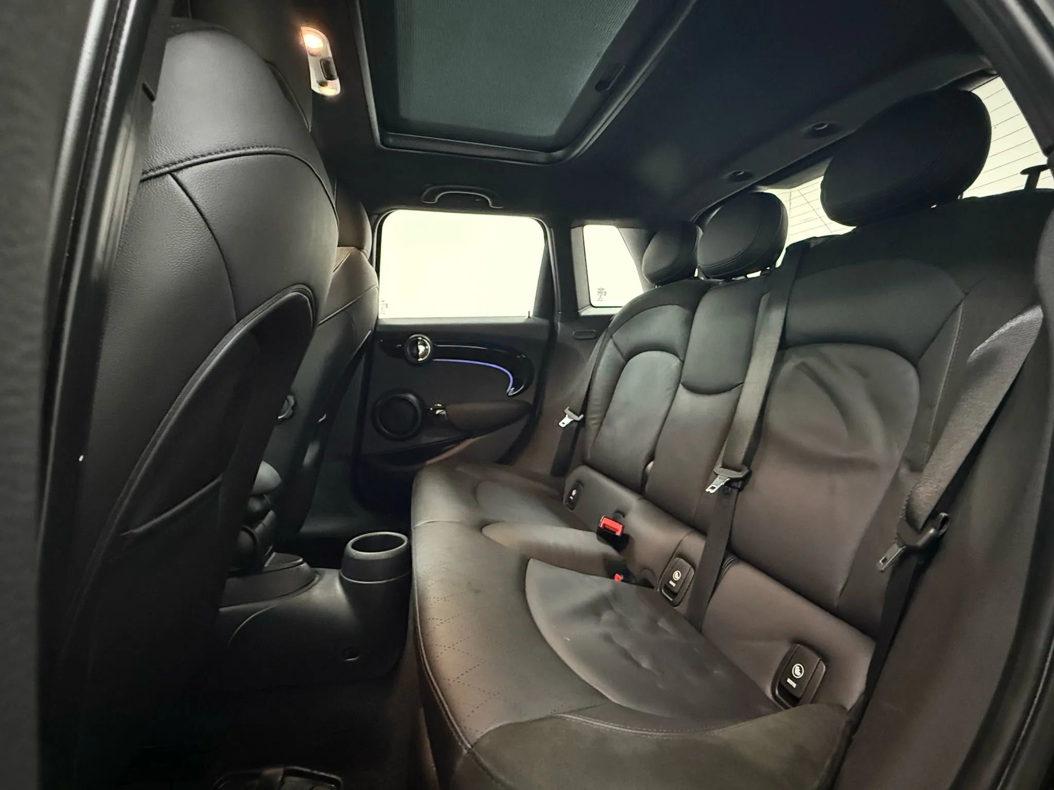 Used 2022 MINI Cooper S image 48