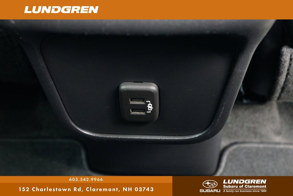 Used 2023 Chevrolet Equinox RS image 31