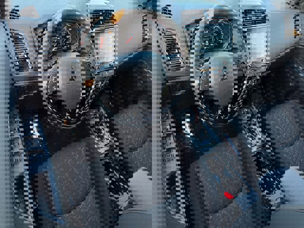 Used 2025 Mitsubishi Outlander Sport AWD image 25