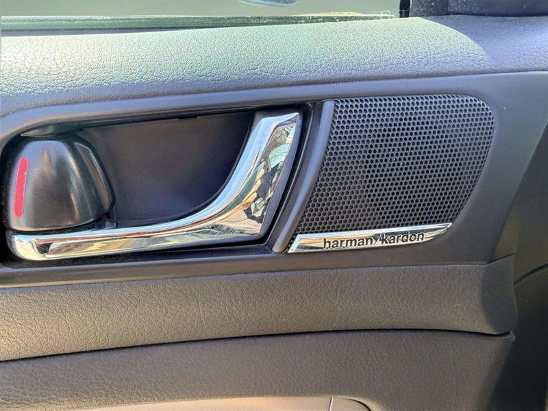 Used 2009 Subaru Outback 2.5i Special Edition w/ Popular Equipment Group 2A image 17