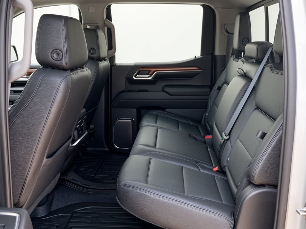 Used 2022 GMC Sierra 1500 Denali RWD image 25