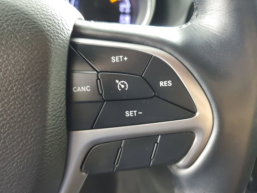 Used 2021 Jeep Grand Cherokee Laredo X RWD image 22