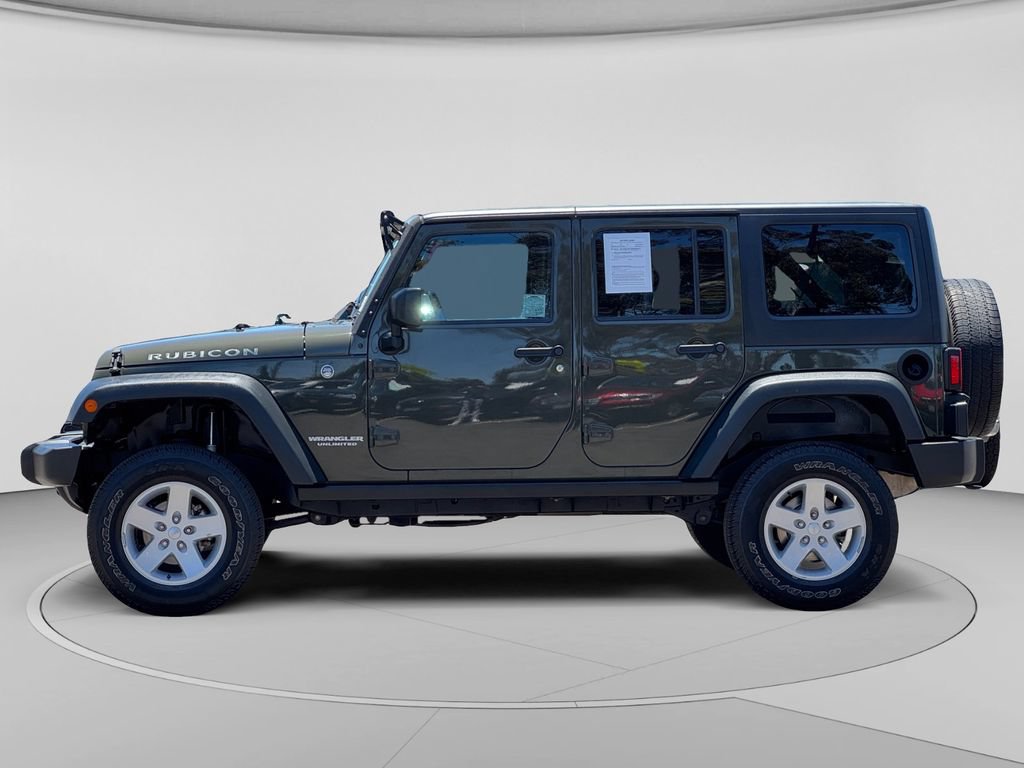 Used 2016 Jeep Wrangler Unlimited Rubicon w/ Connectivity Group AWD/4WD image 8