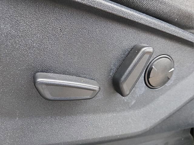 Used 2022 Ford F150 XLT w/ Equipment Group 302A High image 23