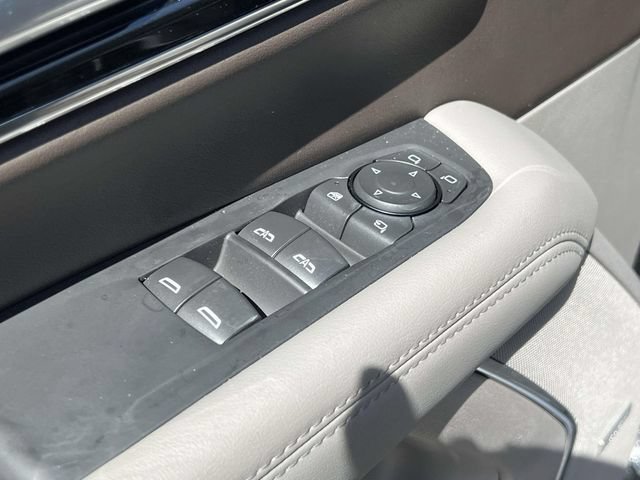 New 2026 GMC Yukon XL Elevation AWD/4WD image 19