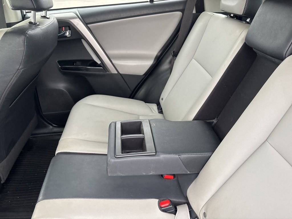 Used 2018 Toyota RAV4 Limited w/ All Weather Liner Package image 17