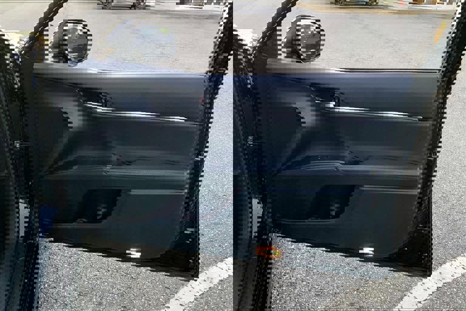 Used 2022 Toyota Camry XSE w/ Navigation Package image 22