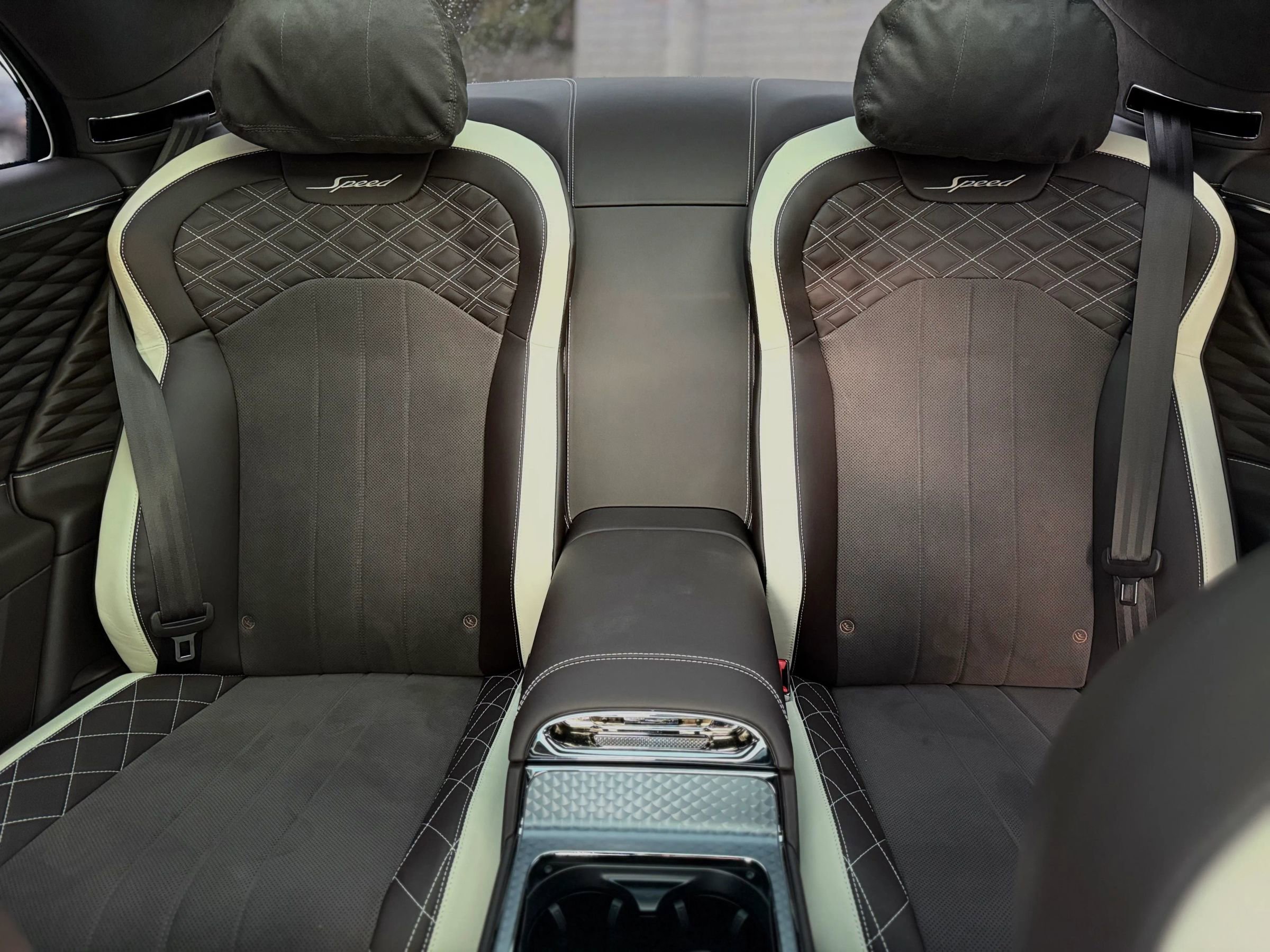 Used 2024 Bentley Flying Spur W12 image 14